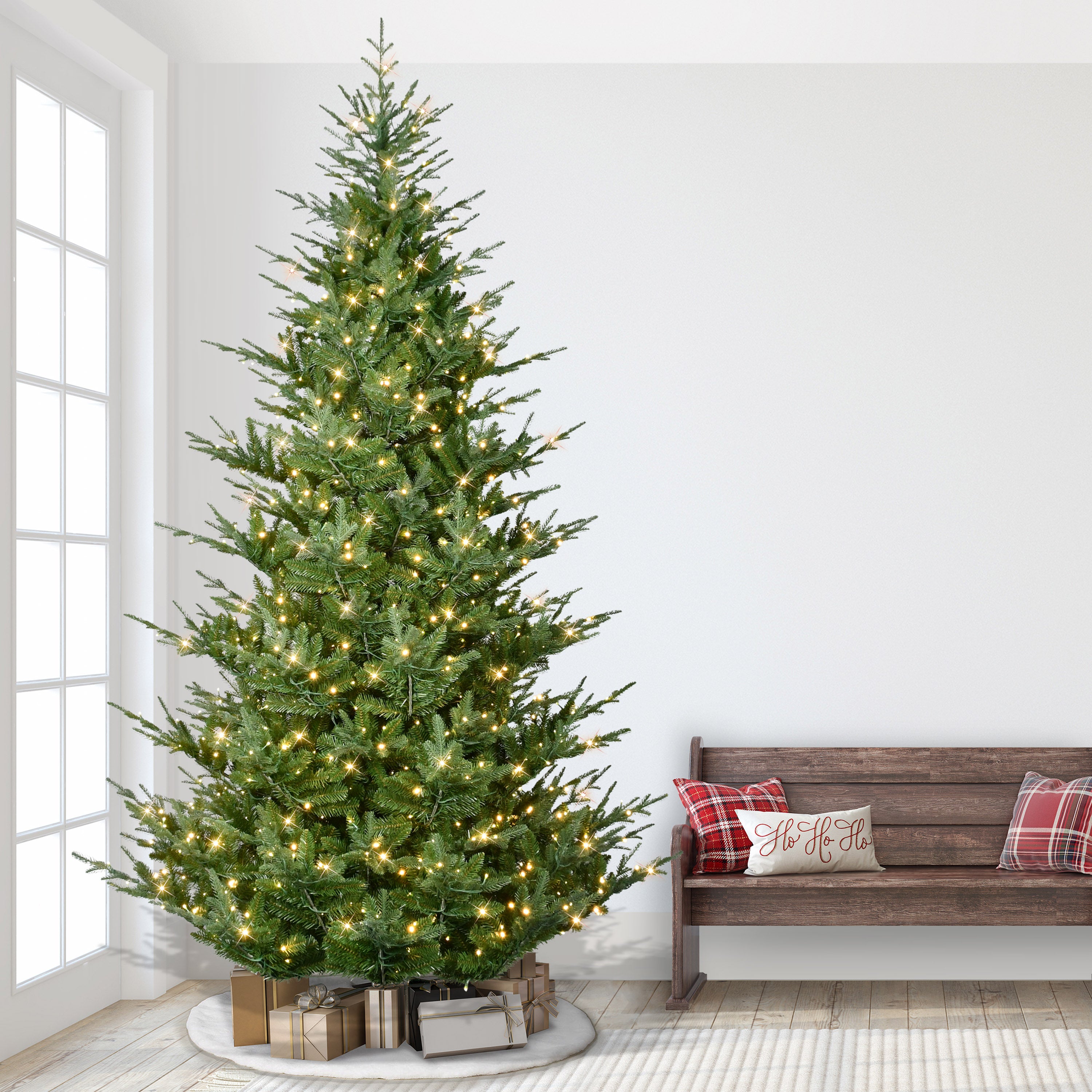 10' Pre-Lit Hillside Spruce Tree